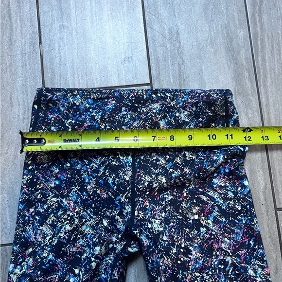 Athleta Girls Black & Multicolor Chit Chat Tight Leggings Size large 12 - Picture 3 of 6
